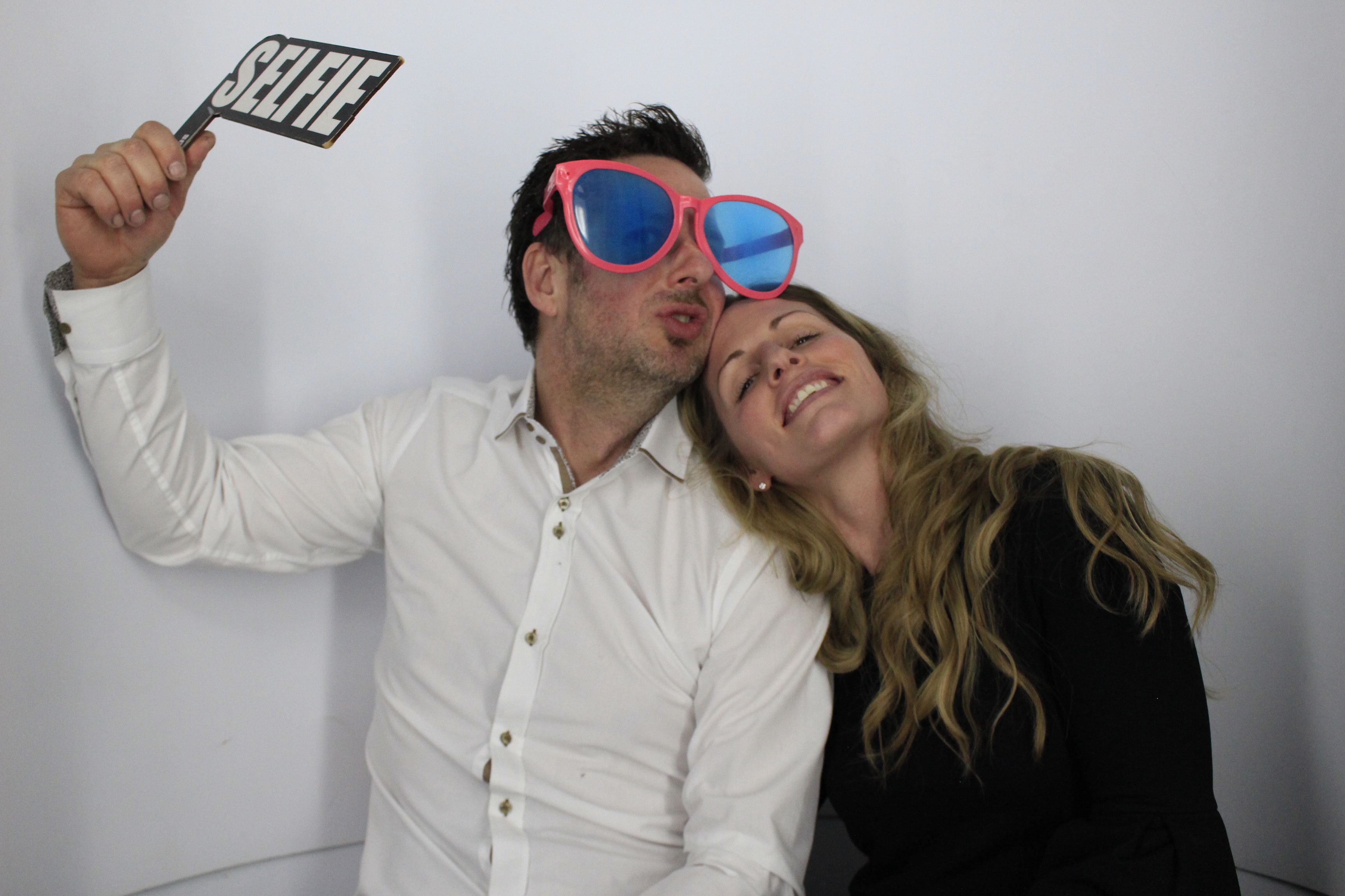 Darren and sarah’s 40th birthday celebration | View more photos from the event at gallery.myphotoboothexperience.co.uk/u/MyPhotoBoothExperienceLtd/Darren-and-sarah’s-40th-birthday-celebration